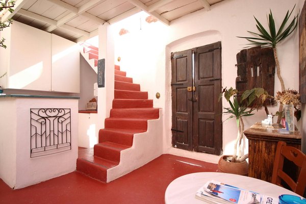 Techniques pour cuisiner des plats exotiques en camping avec des ingrédients locaux.