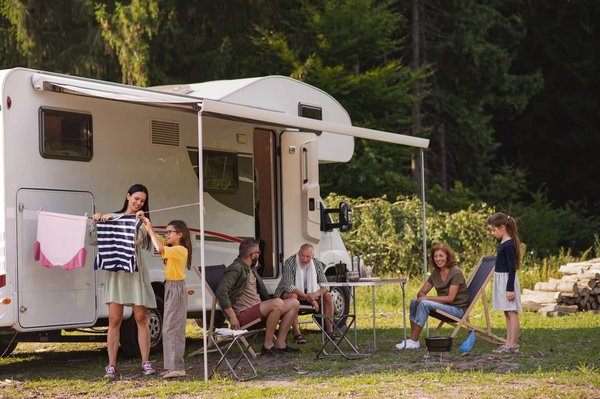 Visiter la Bretagne en camping-car : la promesse d'une aventure authentique et inoubliable